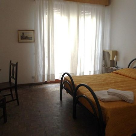 Guesthouse Sayuri Флоренція Екстер'єр фото
