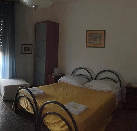 Guesthouse Sayuri Флоренція Екстер'єр фото