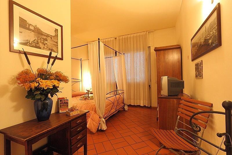 Guesthouse Sayuri Флоренція Екстер'єр фото